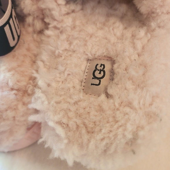 UGG slippers - Picture 5 of 11